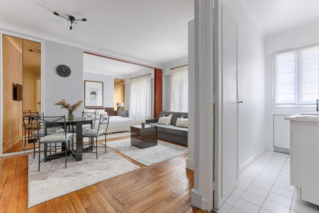 Matignon Saint-Honore : Magnifique Appartement 1Br París Exterior foto